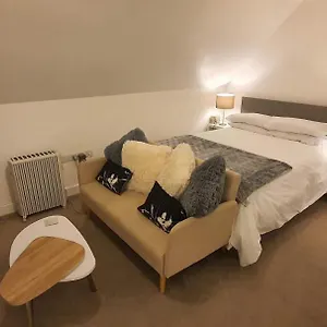 Apartment Stylish With Hot Tub United Kingdom