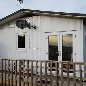  Chalet For-get-me-not Semi Detached